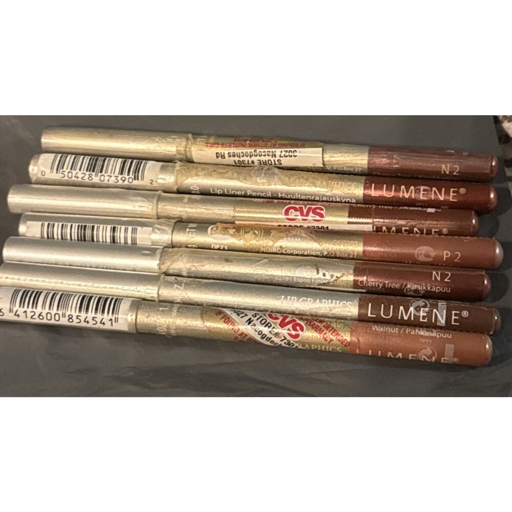 LUMENE LIP GRAPHICS PENCIL LINER MAKEUP Cherry Tree, Mallow, Walnut Nut Lot 7